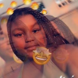 Meet your Posher, Keia